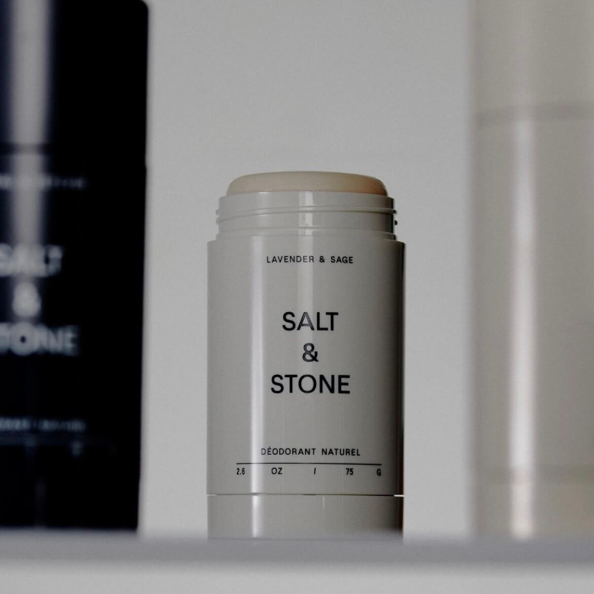 lăn khử mùi Salt and Stone Natural Deodorant Lavender & Sage